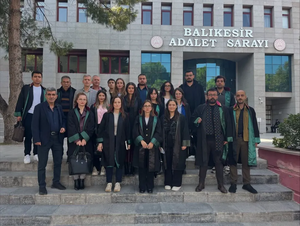 BALIKESİR BAROSU’NDAN “İFADE ÖZGÜRLÜĞÜ” VURGUSU