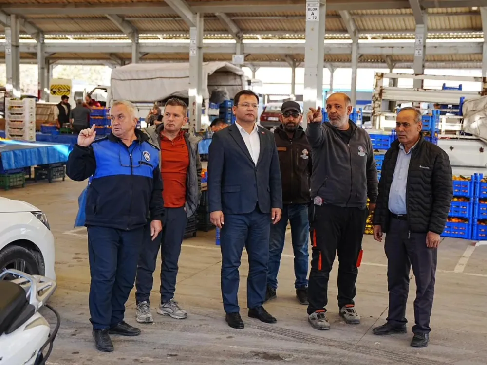 Başkan Serkan Sak, Depremde Hasar Gören Esnafla Bir Araya Geldi