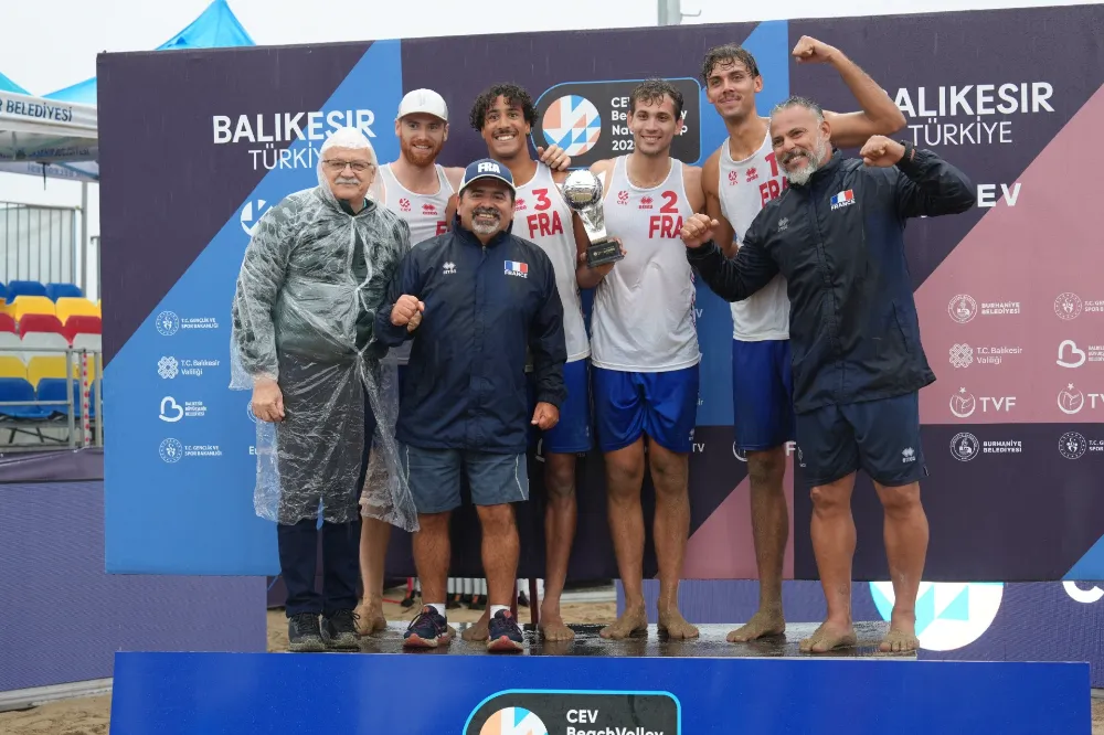 CEV BEACH VOLLEY NATİONS CUP 2025 ÖDÜL TÖRENİ BURHANİYE’DE GERÇEKLEŞTİ
