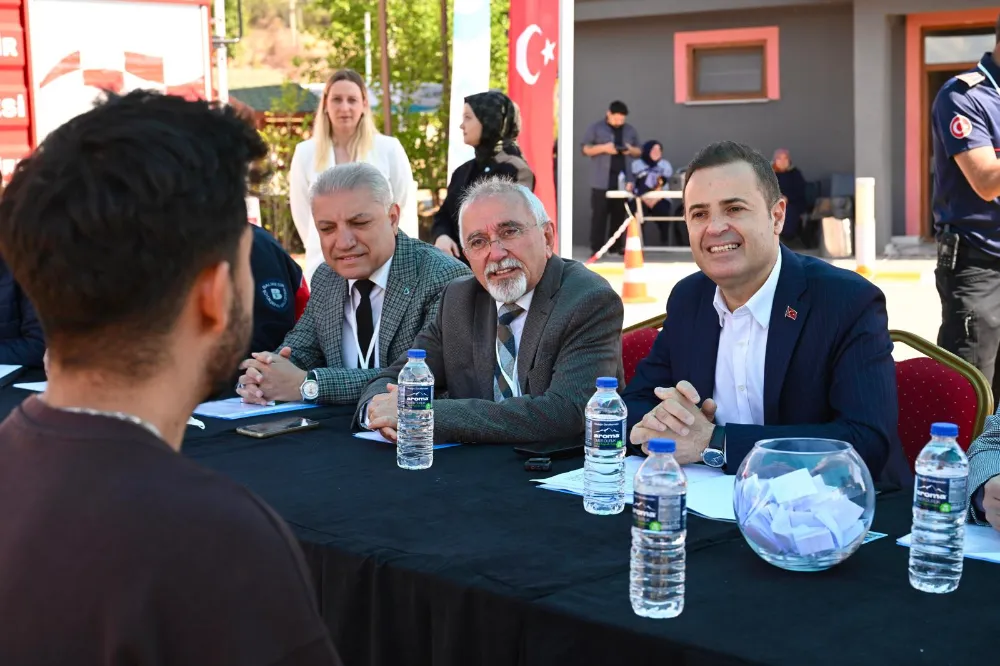 Akın: “Liyakat esaslı bir süreç yönetiyoruz”