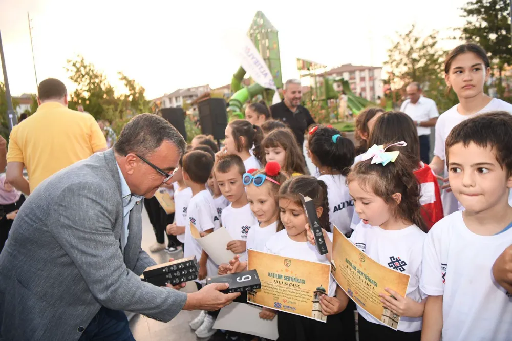 ALTIEYLÜL’DE ÇOCUKLAR BU YAZ SPORLA BULUŞACAK