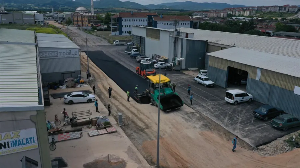  Vatandaşın yol talebine Başkan Akın kayıtsız kalmadı