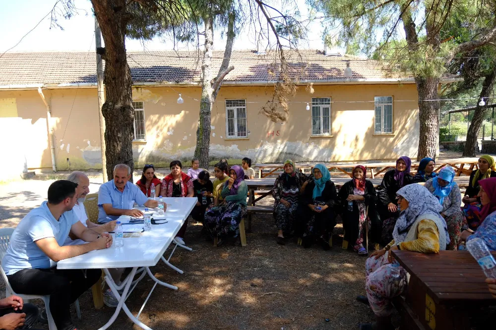 “KOMŞUN YANINDA” EKİBİ VATANDAŞLARLA BULUŞTU
