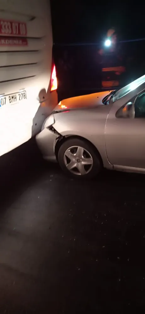 AYVALIK’TA ZİNCİRLEME TRAFİK KAZASI